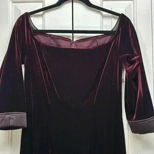 Tadashi Burgundy Velvet Off the Shoulder Long Sleeve Dress. Size Large
